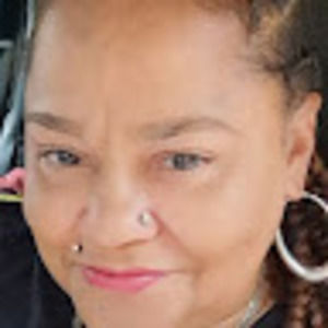 Meet your Posher, Valerie